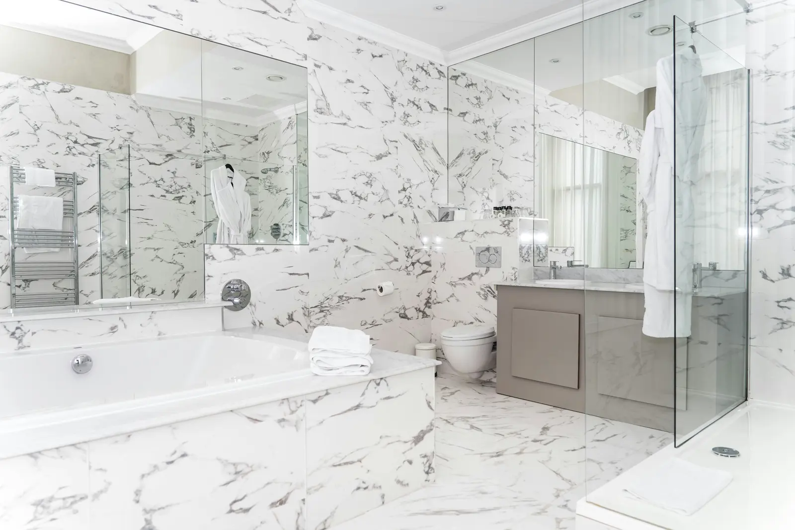 Bathroom suite fitting service